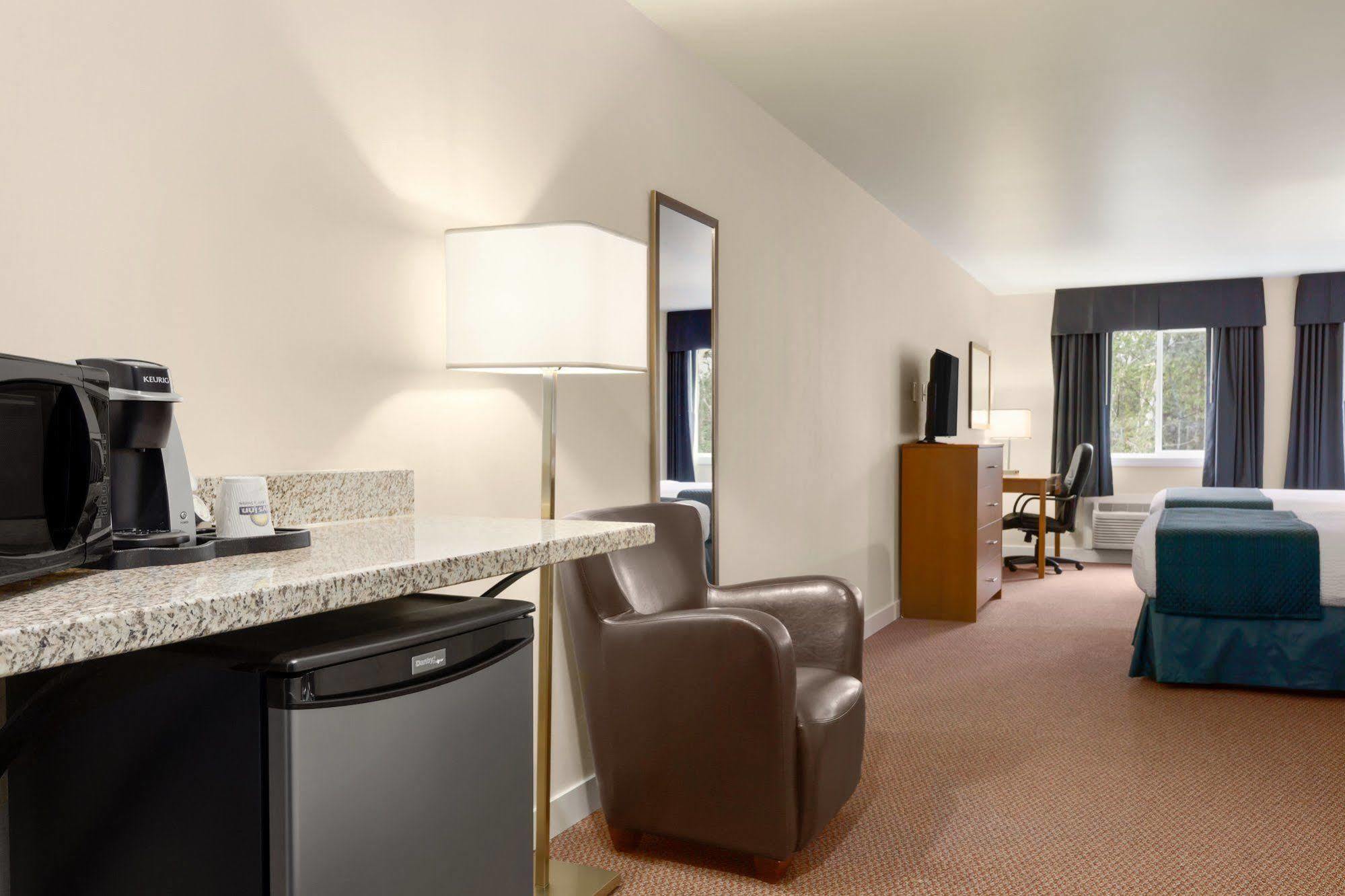 Days Inn By Wyndham Су-Лукаут Экстерьер фото